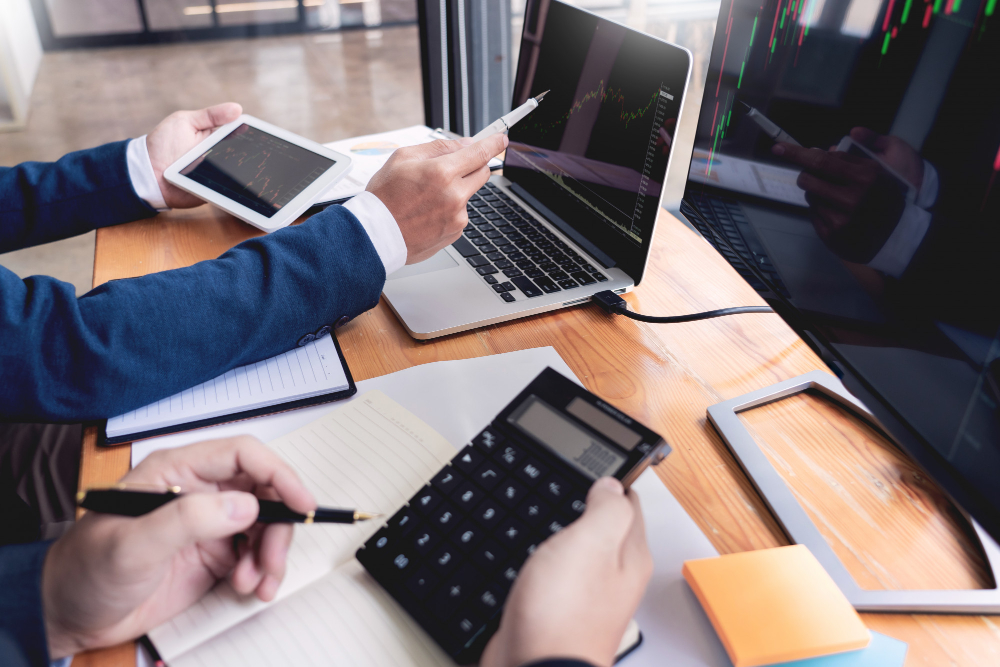 Outsource Cash Flow Management: Why and How?
